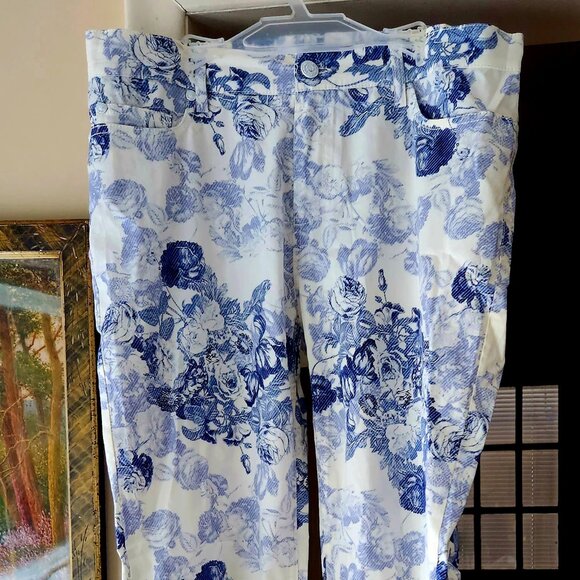 Light as air fun summer pants w/zipped ankles over 6 inches Sz 40 - Picture 2 of 7